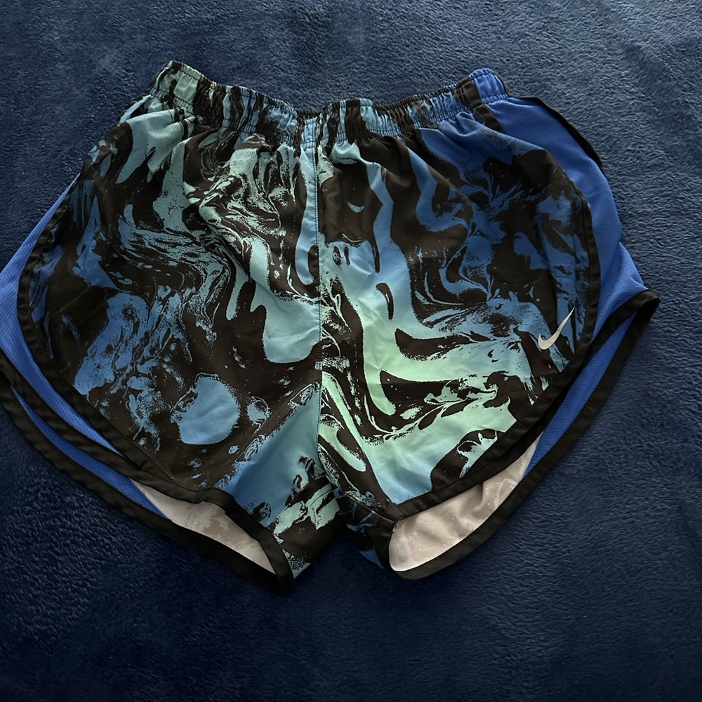Nike patterned dri-fit short